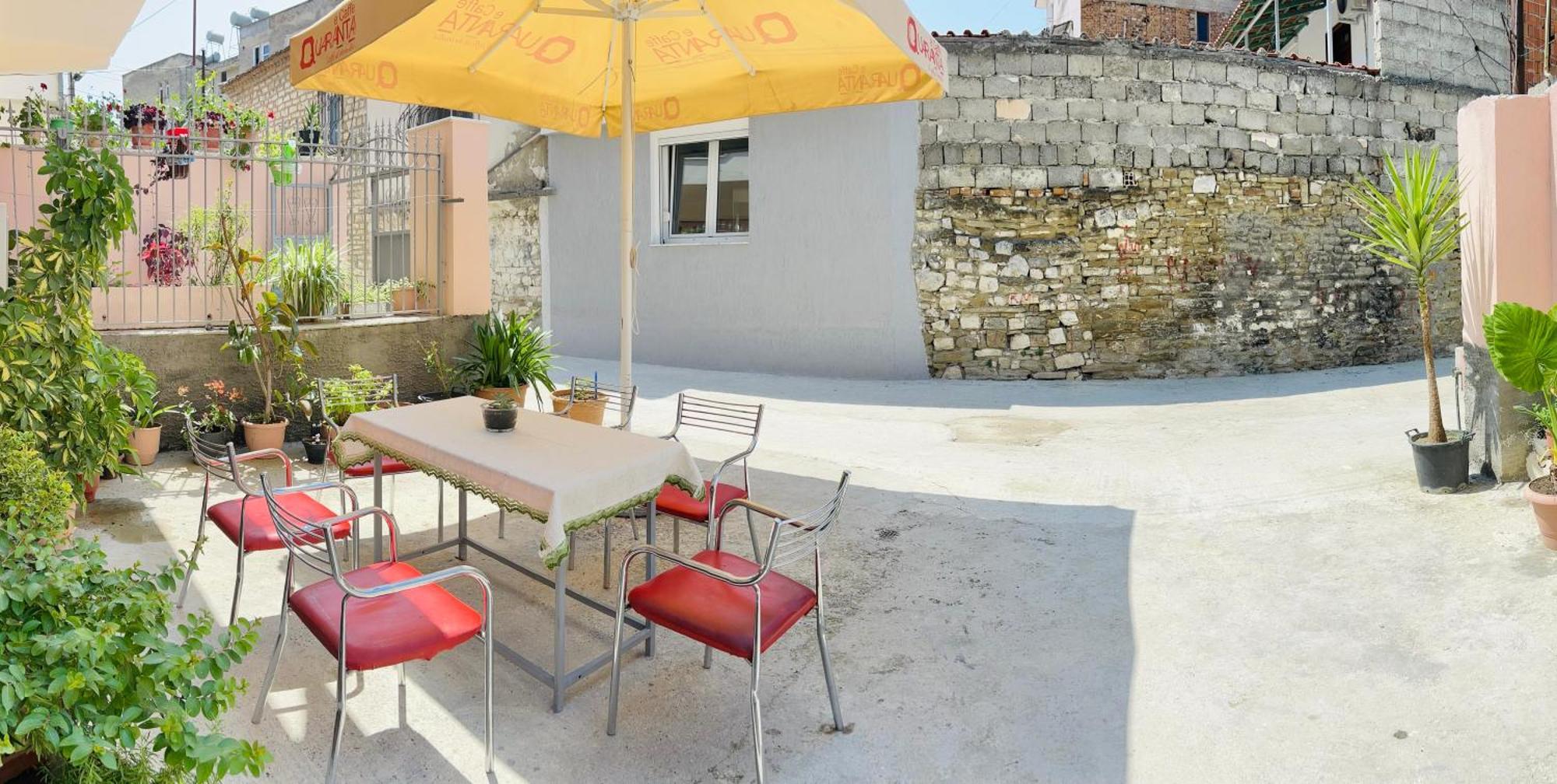 Villa Ensalv Berat - Apartment - Room - Penthouse Exterior foto