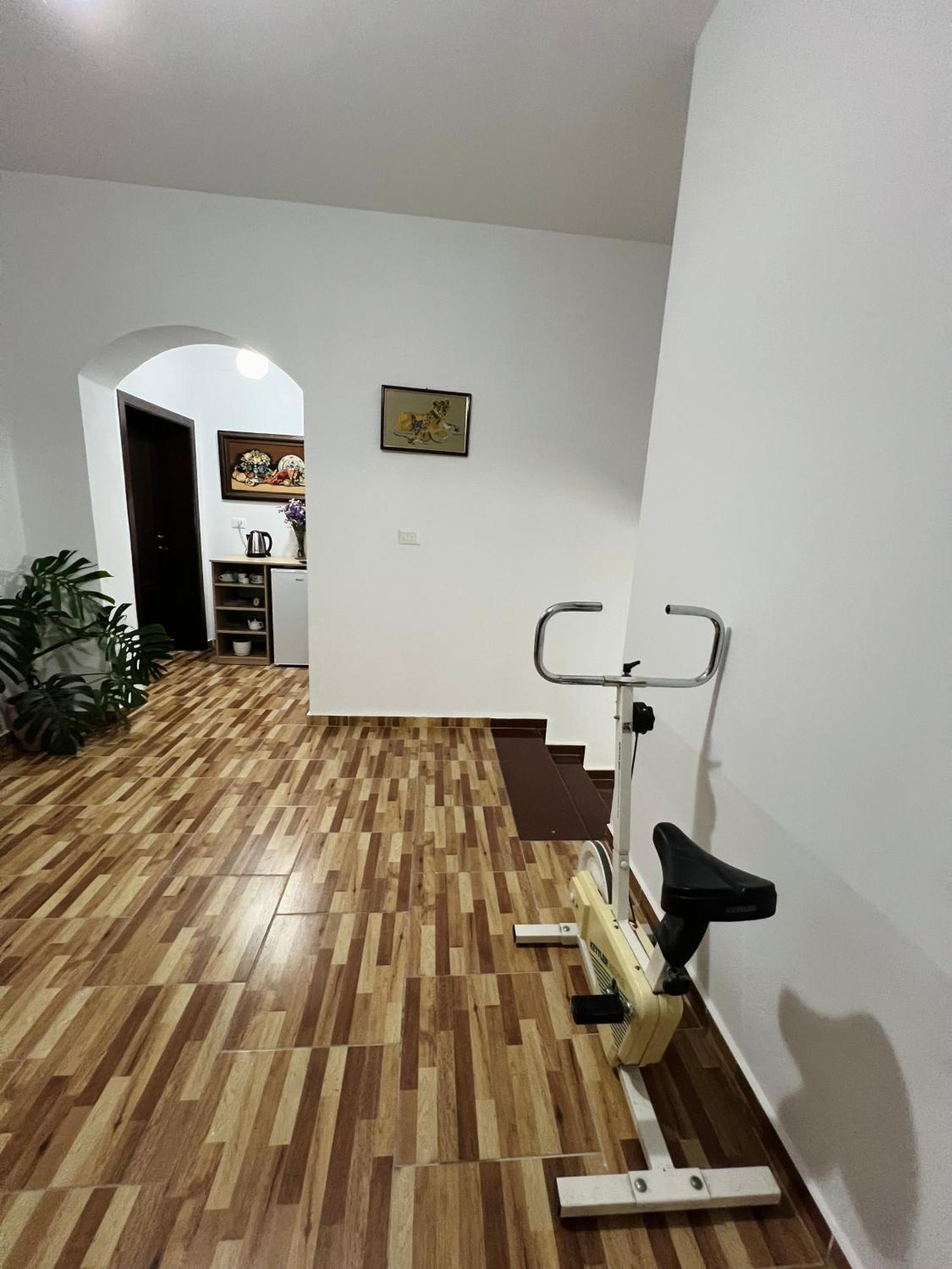 Villa Ensalv Berat - Apartment - Room - Penthouse Quarto foto
